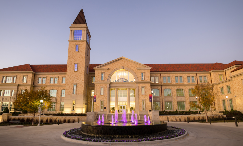 Harrison building front with fountain